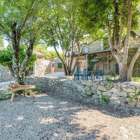 Hébergement de vacances La Magnanerie - Grospierres